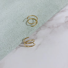 Load image into Gallery viewer, Trick Shot Double Hoop Twists