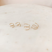 Load image into Gallery viewer, Trick Shot Double Hoop Twists