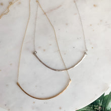 Load image into Gallery viewer, Hammered Curved Bar Layering Dainty Necklace