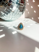 Load image into Gallery viewer, People's Choice Gold Halo Turquoise Statement Ring size 7