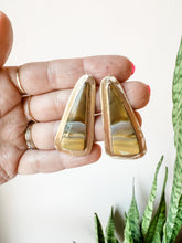 Load image into Gallery viewer, Desert Scenes Agate Pair Gold Fill Earrings