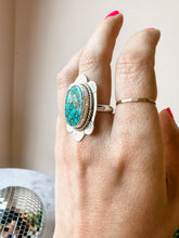 Load image into Gallery viewer, Stamped Detail Turquoise Statement Ring size 7