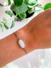 Load image into Gallery viewer, White Druzy Silver Bolo Bracelet