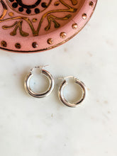 Load image into Gallery viewer, Chunky Sterling Silver Endless Hoops
