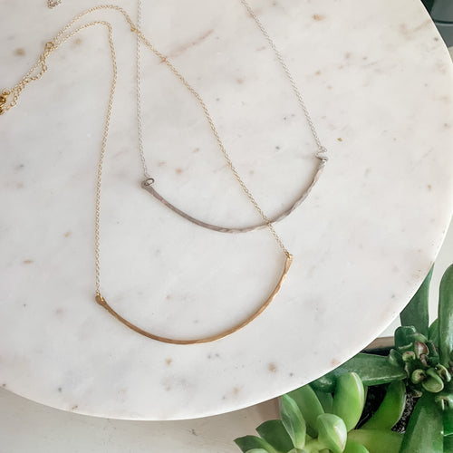 Hammered Curved Bar Layering Dainty Necklace